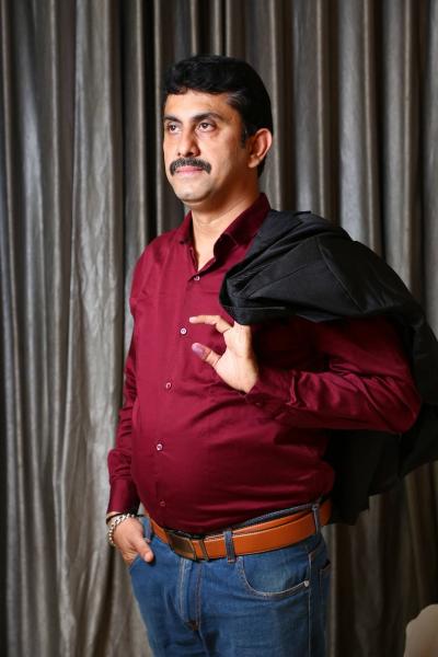 PRAKASH THAKKAR